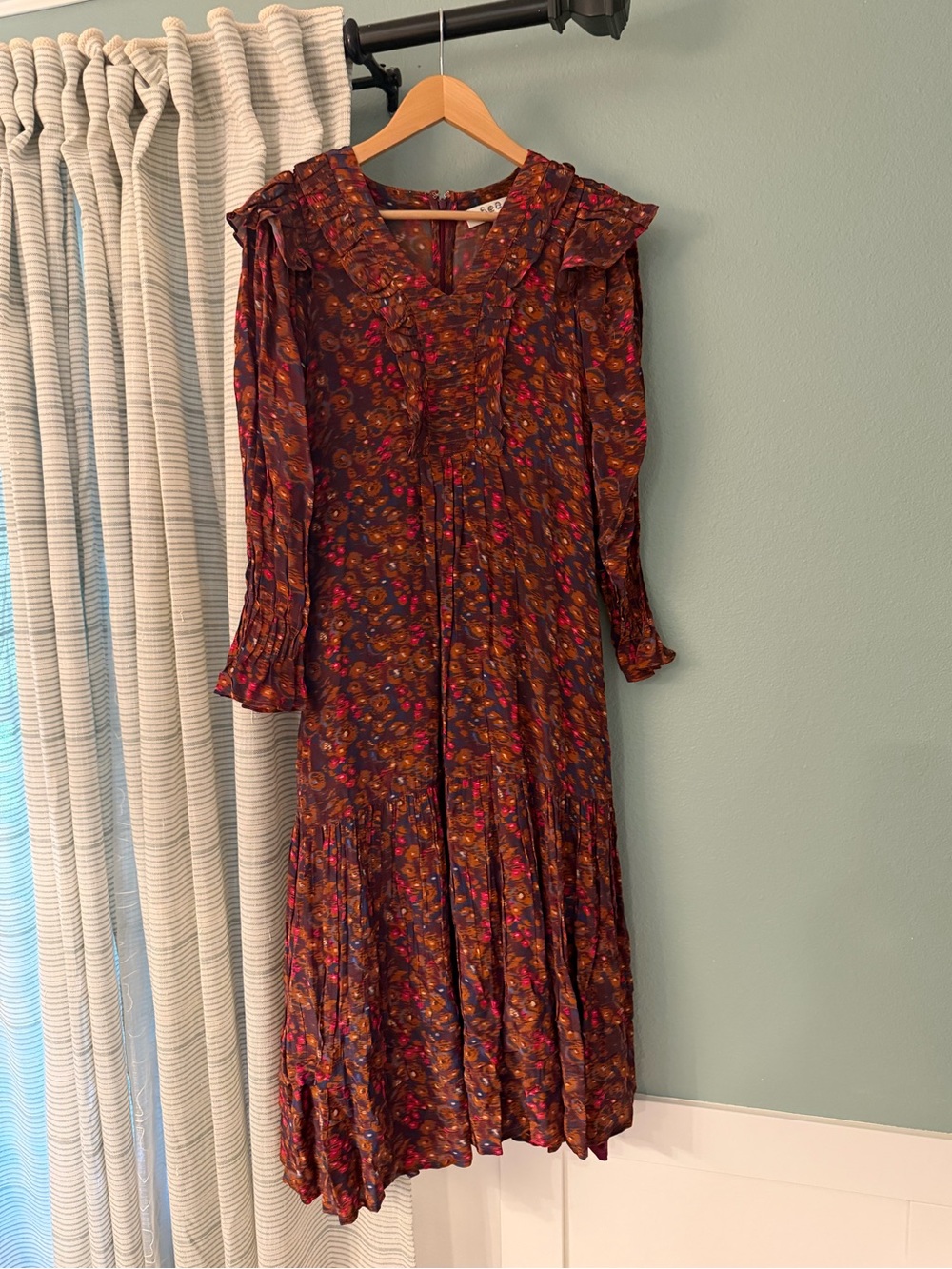 Sea New York XS Floral Ruffle Midi Dress in Burgundy lined pockets